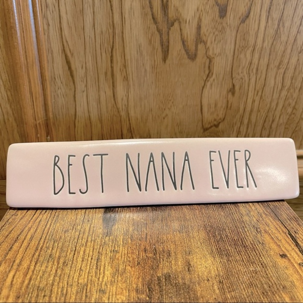 Rae Dunn BEST NANA EVER Pink Desk Plaque BRAND NEW!!